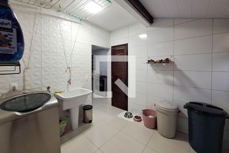 Casa de condomínio à venda com 850m², 4 quartos e 4 vagas Casa de condomínio à venda com 850m², 4 quartos e 4 vagasÁrea de Serviço