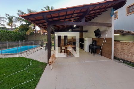 Casa de condomínio à venda com 850m², 4 quartos e 4 vagas Casa de condomínio à venda com 850m², 4 quartos e 4 vagasChurrasqueira