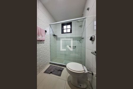 Casa de condomínio à venda com 850m², 4 quartos e 4 vagas Casa de condomínio à venda com 850m², 4 quartos e 4 vagasBanheiro Social