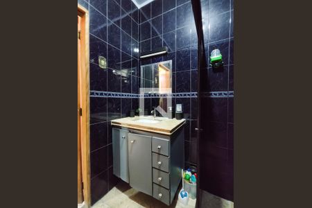 Apartamento para alugar com 40m², 2 quartos e 1 vaga Apartamento para alugar com 40m², 2 quartos e 1 vagaBanheiro Corredor