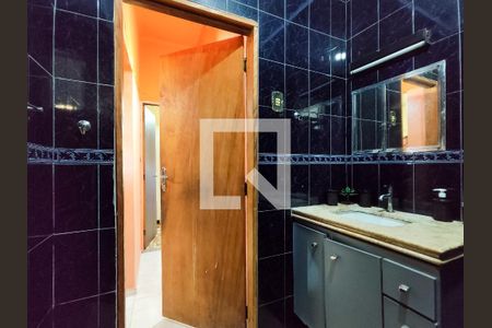 Apartamento para alugar com 40m², 2 quartos e 1 vaga Apartamento para alugar com 40m², 2 quartos e 1 vagaBanheiro Corredor