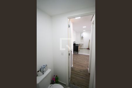 Apartamento para alugar com 33m², 2 quartos e sem vaga Apartamento para alugar com 33m², 2 quartos e sem vagaBanheiro