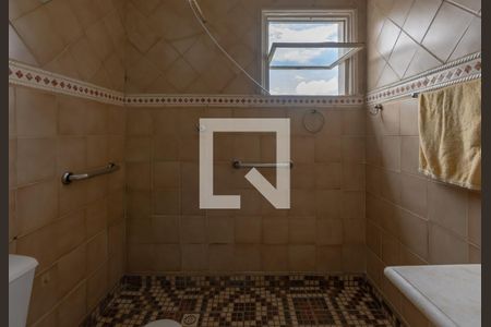 Casa à venda com 130m², 3 quartos e 5 vagasBanheiro Social