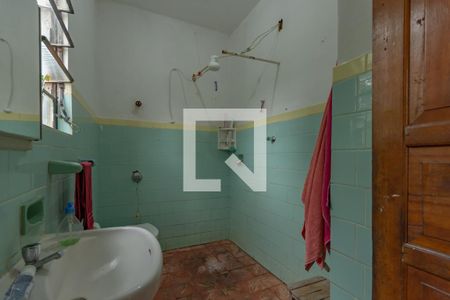 Casa à venda com 130m², 3 quartos e 5 vagasBanheiro Social 2