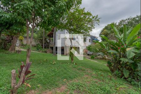 Casa à venda com 130m², 3 quartos e 5 vagasQuintal