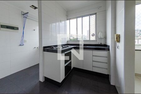 Apartamento à venda com 110m², 2 quartos e 1 vagaCozinha