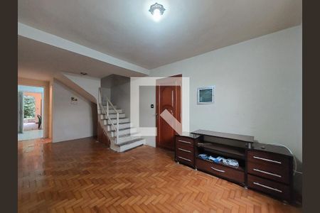 Sala de casa para alugar com 3 quartos, 150m² em Vila Santa Maria, São Paulo