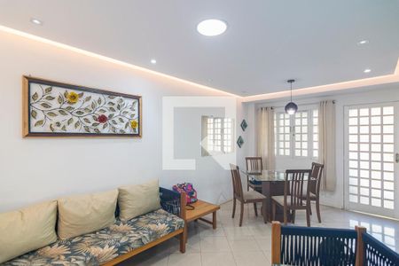 Sala de casa de condomínio à venda com 2 quartos, 85m² em Vila Metalurgica, Santo André