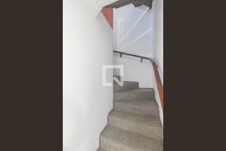 Escada de casa de condomínio à venda com 2 quartos, 85m² em Vila Metalurgica, Santo André