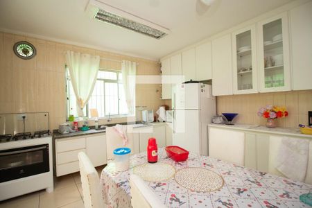 Casa à venda com 260m², 3 quartos e sem vagaCozinha