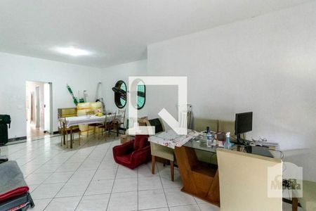 Sala de casa à venda com 3 quartos, 174m² em Nova Suíça, Belo Horizonte
