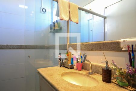Banheiro da Suíte de apartamento à venda com 3 quartos, 119m² em Santo Antônio, Belo Horizonte