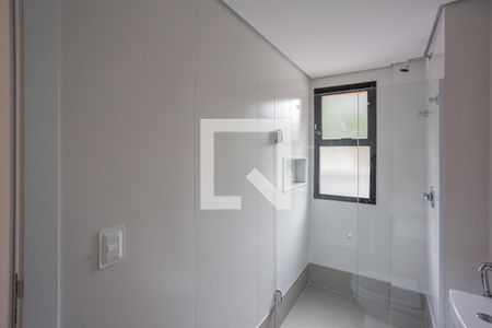 Apartamento à venda com 183m², 2 quartos e 2 vagasBanheiro da Suíte