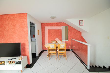Sala de casa de condomínio à venda com 3 quartos, 105m² em Vila Mazzei, São Paulo