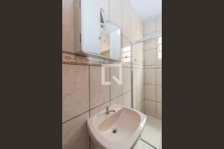 Casa à venda com 130m², 3 quartos e 4 vagasBanheiro