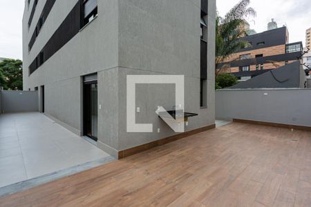 Apartamento à venda com 168m², 2 quartos e 2 vagas Apartamento à venda com 168m², 2 quartos e 2 vagasVaranda