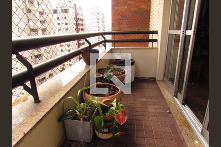 Varanda da Sala de apartamento à venda com 4 quartos, 151m² em Vila Suzana, São Paulo