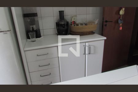 Apartamento à venda com 151m², 4 quartos e 3 vagasCozinha - Armários