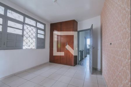 Casa para alugar com 180m², 3 quartos e 3 vagasQuarto 1 - Armários