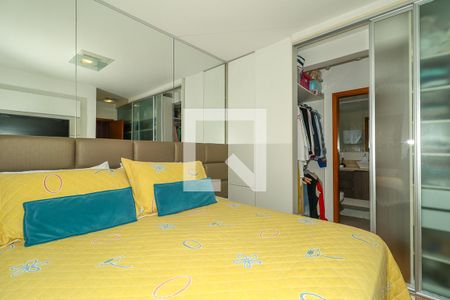 Quarto Suíte de apartamento à venda com 3 quartos, 90m² em Jardim Itu Sabará, Porto Alegre