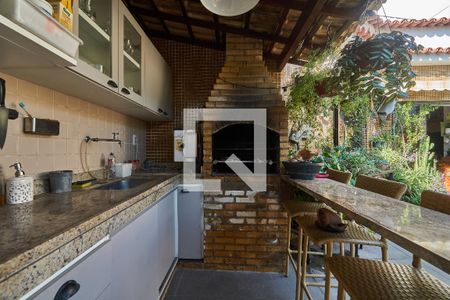 Apartamento à venda com 280m², 4 quartos e 2 vagasCobertura Churrasqueira