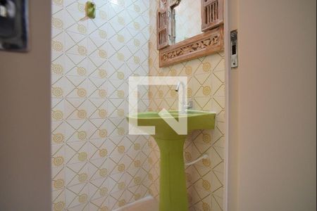 Lavabo de apartamento para alugar com 2 quartos, 79m² em Higienópolis, Porto Alegre