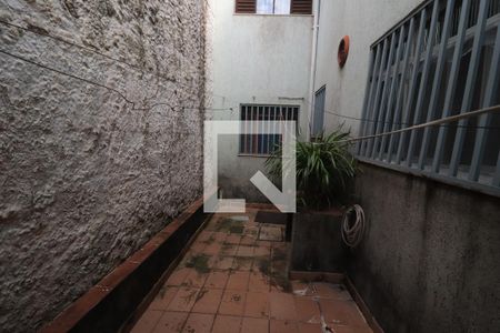 Casa à venda com 105m², 3 quartos e 2 vagasQuintal