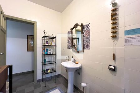 Apartamento para alugar com 149m², 2 quartos e sem vagaBanheiro