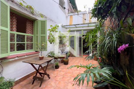 Apartamento para alugar com 149m², 2 quartos e sem vagaQuintal