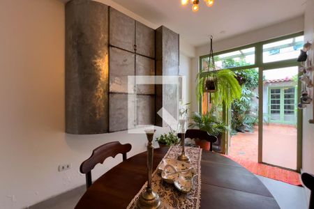 Apartamento para alugar com 149m², 2 quartos e sem vagaSala de jantar