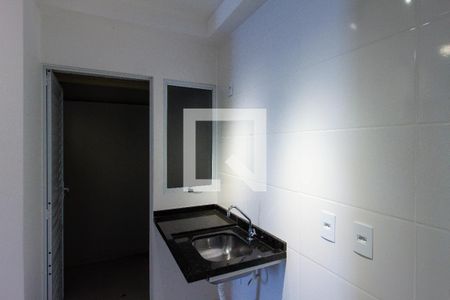 Cozinha de apartamento para alugar com 1 quarto, 28m² em Vila Independencia, São Paulo