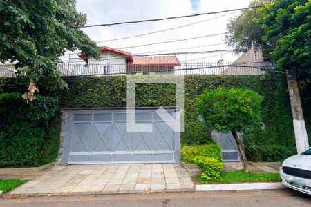 Casa para alugar com 465m², 4 quartos e 3 vagasFachada
