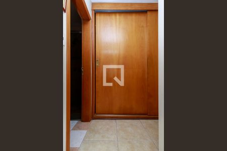 Casa para alugar com 465m², 4 quartos e 3 vagasSuíte - Lavabo