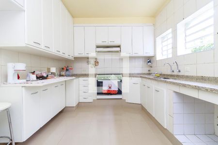 Casa para alugar com 465m², 4 quartos e 3 vagasCozinha