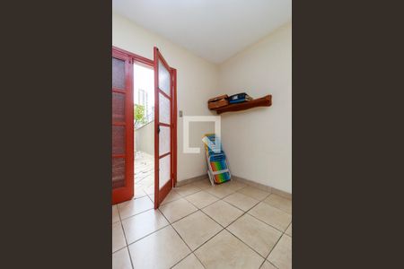 Casa para alugar com 465m², 4 quartos e 3 vagasEdícula - Quarto 2