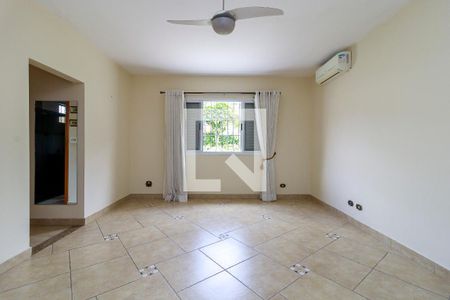 Casa para alugar com 465m², 4 quartos e 3 vagasSuíte