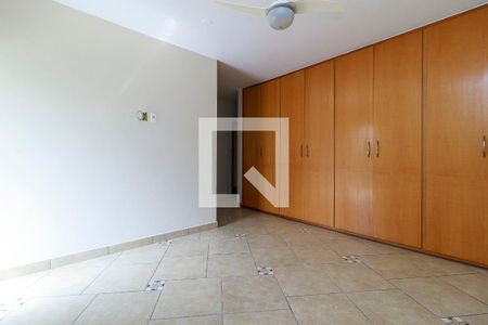 Casa para alugar com 465m², 4 quartos e 3 vagasSuíte 2