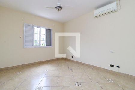 Casa para alugar com 465m², 4 quartos e 3 vagasQuarto 4