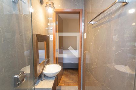 Apartamento para alugar com 110m², 3 quartos e 1 vaga Apartamento para alugar com 110m², 3 quartos e 1 vagaBanheiro da Suíte