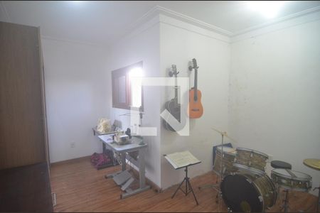 Casa à venda com 300m², 4 quartos e 2 vagasQuarto 2