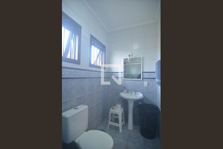 Casa à venda com 300m², 4 quartos e 2 vagasBanheiro de serviço