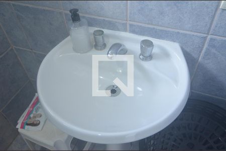 Casa à venda com 300m², 4 quartos e 2 vagasBanheiro de serviço