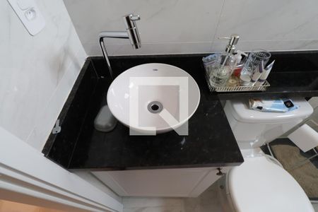 Apartamento à venda com 67m², 2 quartos e 1 vagaBanheiro Social 