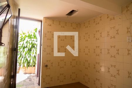 Casa à venda com 230m², 3 quartos e 3 vagas Casa à venda com 230m², 3 quartos e 3 vagasÁrea de Serviço