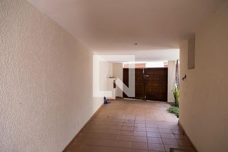 Casa à venda com 230m², 3 quartos e 3 vagas Casa à venda com 230m², 3 quartos e 3 vagasGaragem