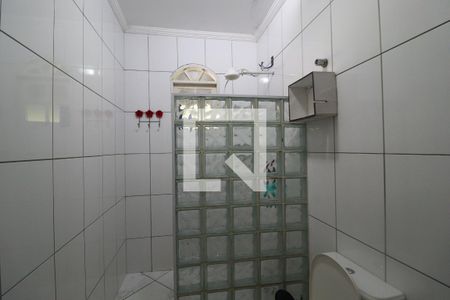 Casa à venda com 2999m², 3 quartos e 10 vagas Casa à venda com 2999m², 3 quartos e 10 vagasBanheiro