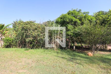 Casa à venda com 2999m², 3 quartos e 10 vagas Casa à venda com 2999m², 3 quartos e 10 vagasQuintal