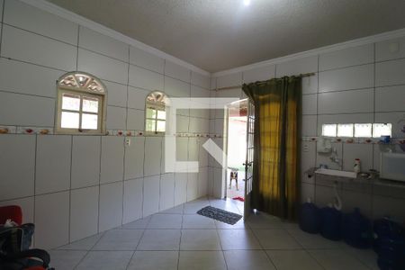 Casa à venda com 2999m², 3 quartos e 10 vagas Casa à venda com 2999m², 3 quartos e 10 vagasCozinha