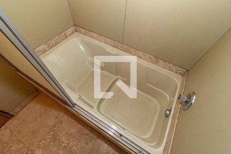 Apartamento à venda com 200m², 4 quartos e 2 vagasDetalhe Banheiro da Suíte 2