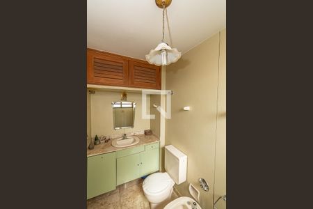 Apartamento à venda com 200m², 4 quartos e 2 vagasBanheiro da Suíte 4